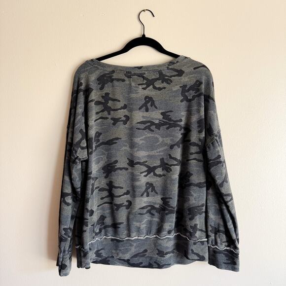 Sundry Green Camo Wide Neck Off Shoulder Pullover Sweatshirt - Size 2 or Medium - Picture 6 of 8